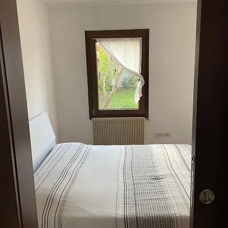 Zona Fiera Apartment *